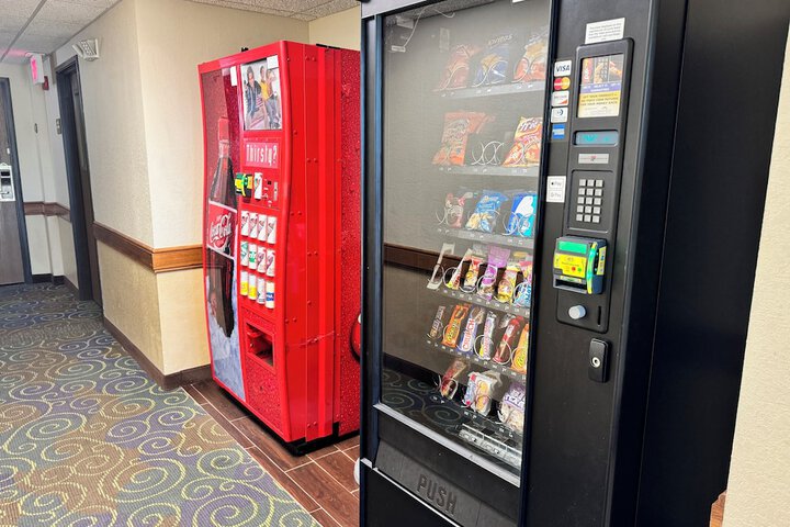 AmericInn by Wyndham Kewanee