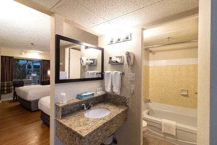 Super 8 by Wyndham Prince George