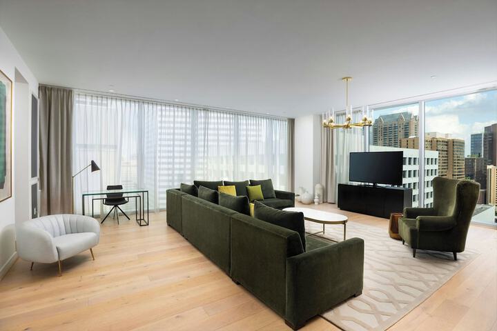 The Laura Hotel Houston Downtown, Autograph Collection