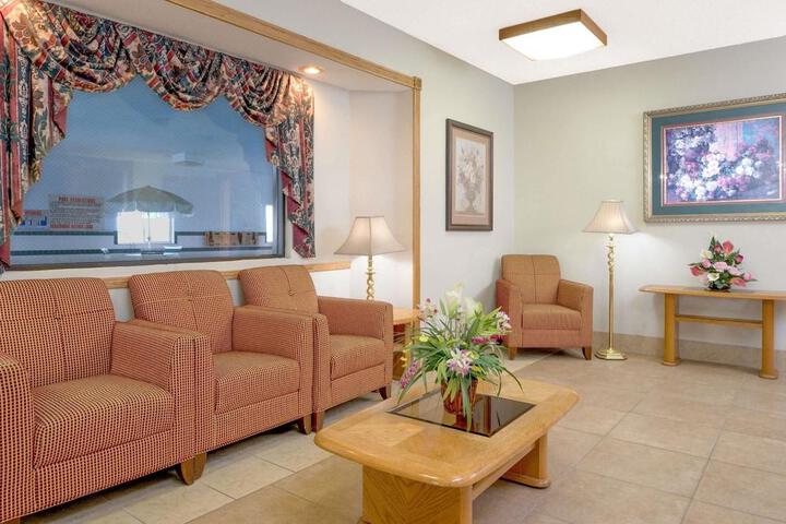 Super 8 Motel Gretna
