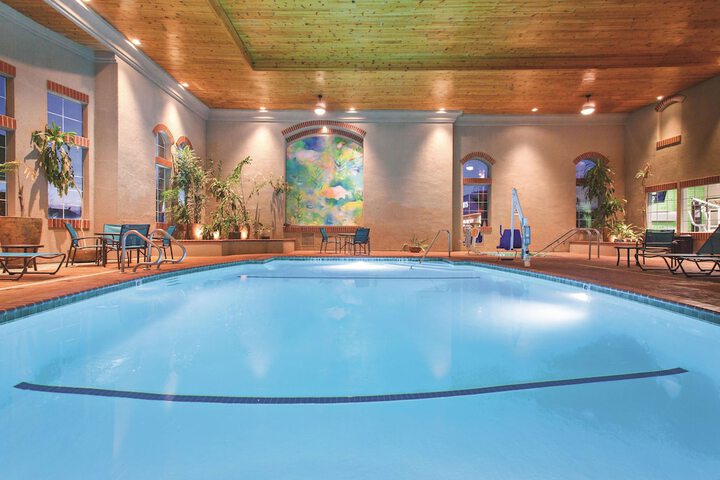 Pool 4 of 24
