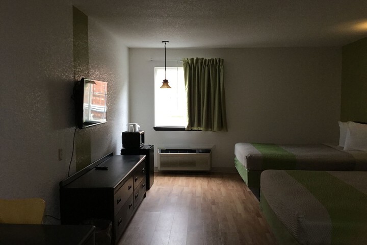 Room 28 of 41