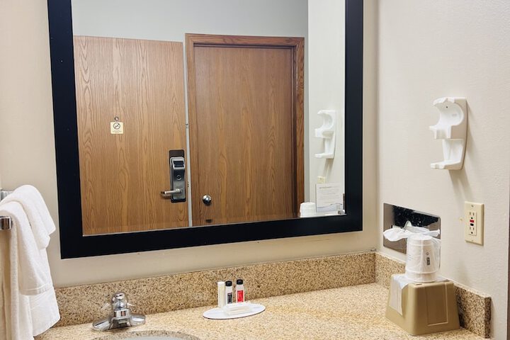 Room 10 of 58