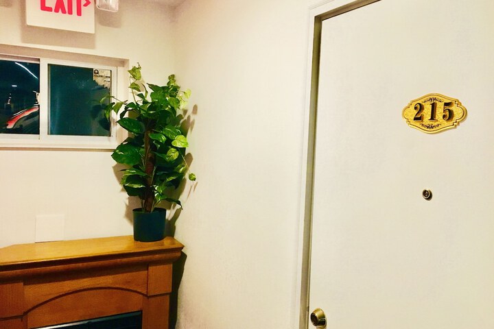 Room 41 of 51