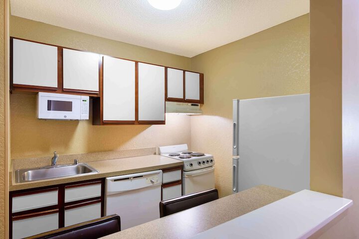 Room 20 of 39
