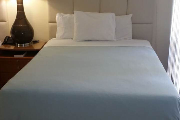Ocean Mile Hotel