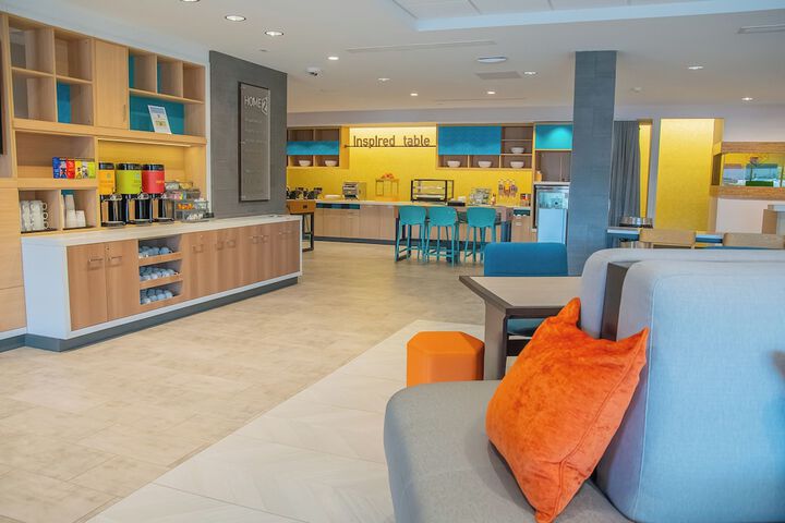 Breakfast/Coffee Service 42 of 48