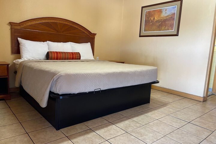 Room 15 of 15