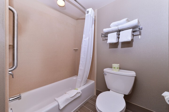 Holiday Inn Express & Suites Indio - Coachella Valley by IHG