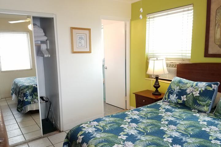 Room 44 of 218