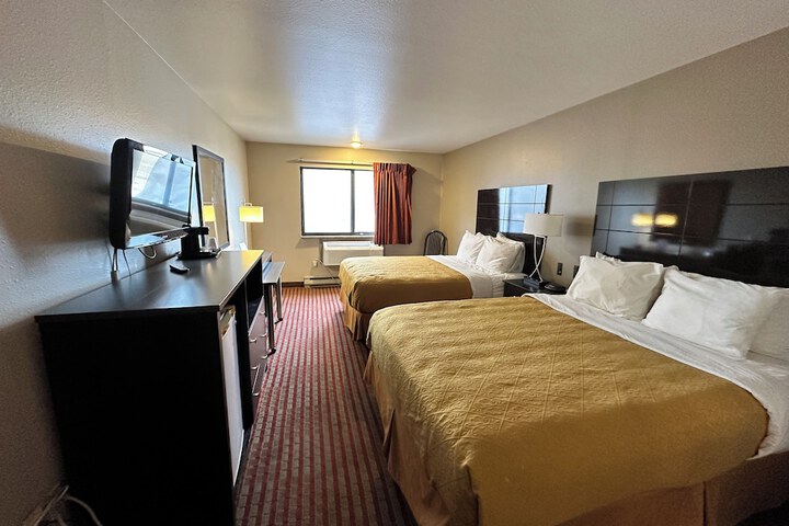 Room 35 of 43