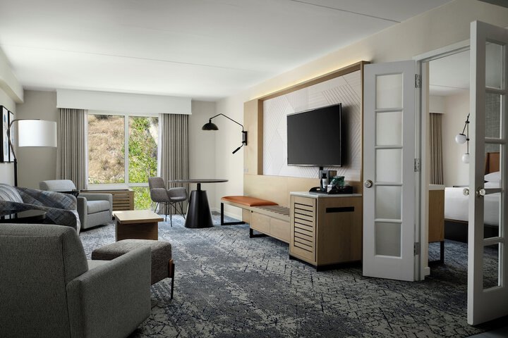 Sheraton Agoura Hills Hotel