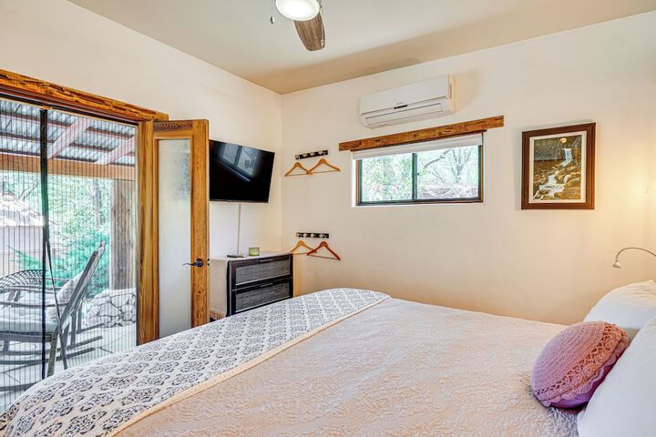 Casita Colibri: Lovely Romantic Patagonia Retreat