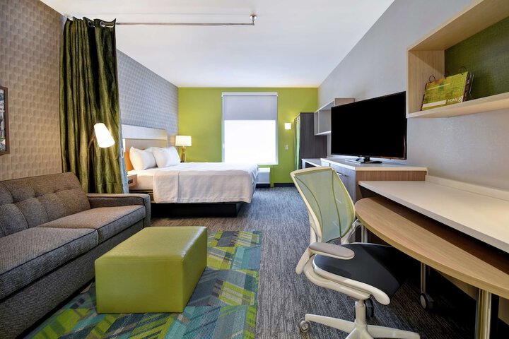 Room 14 of 43
