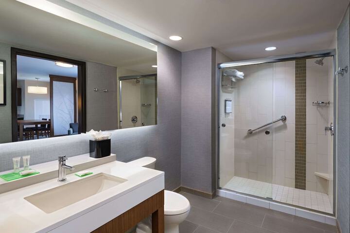 Hyatt Place Greensboro / Downtown