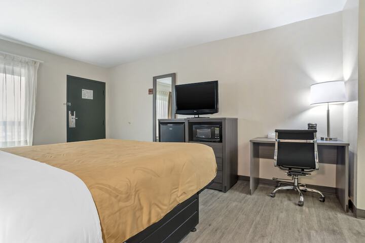 Room 20 of 23