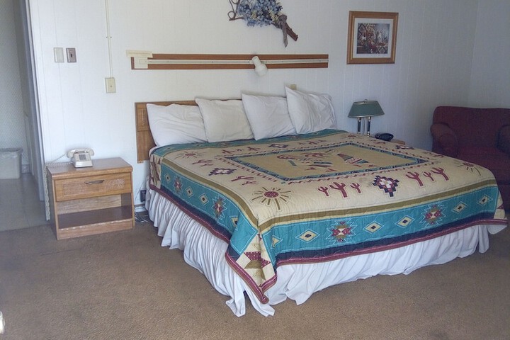Room 26 of 37
