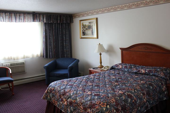 Room 17 of 43