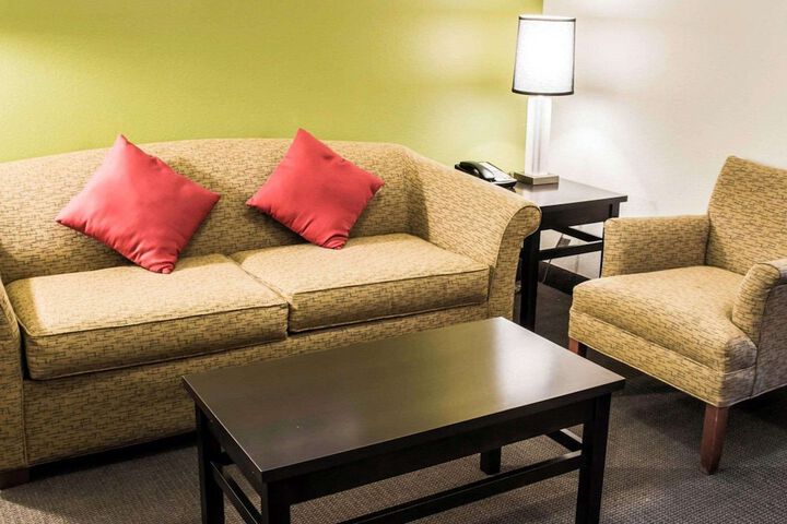 Sleep Inn & Suites Virginia Horse Center