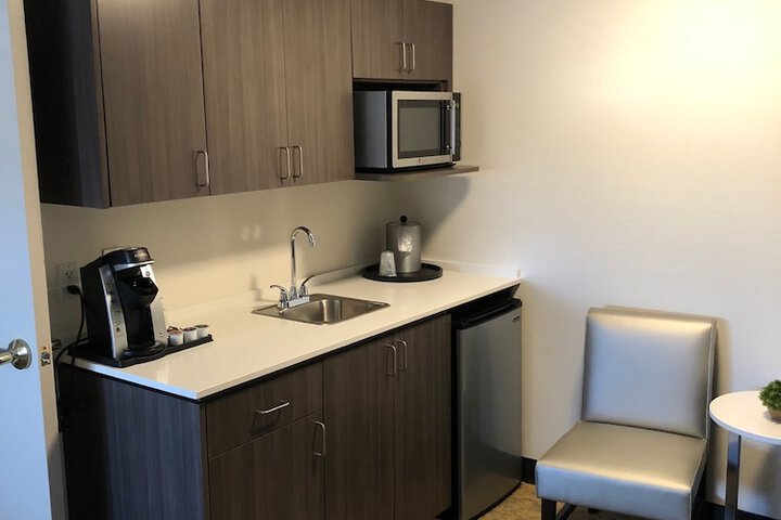 Room 18 of 53