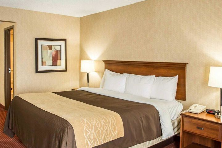 Room 10 of 20