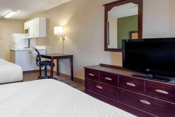 Room 12 of 26