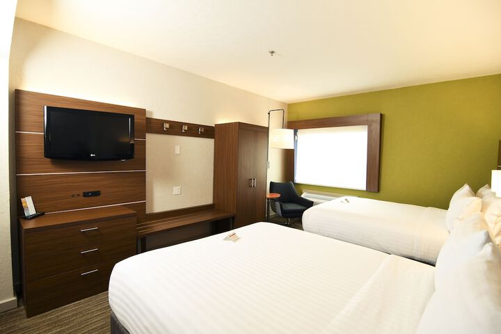Room 78 of 126