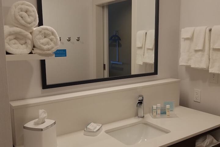 Room 21 of 50