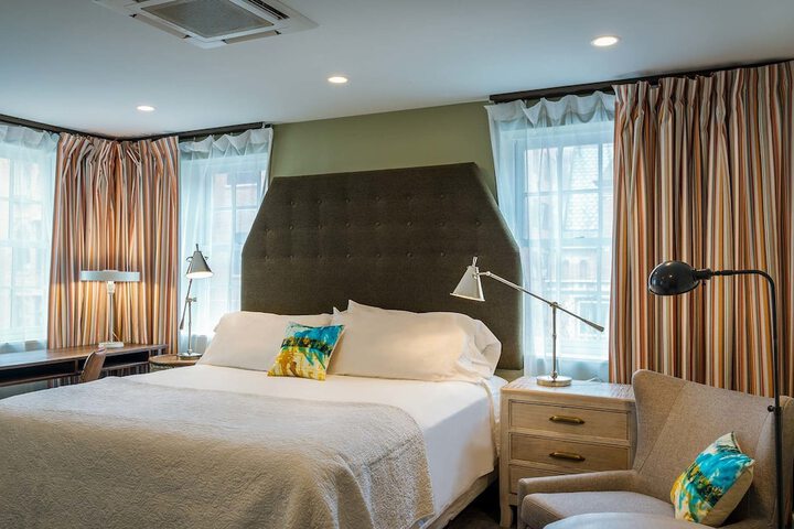 Room 20 of 25