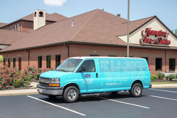 Hampton Inn & Suites Cleveland-Airport / Middleburg Heights