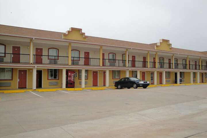 Hotel 4 of 53