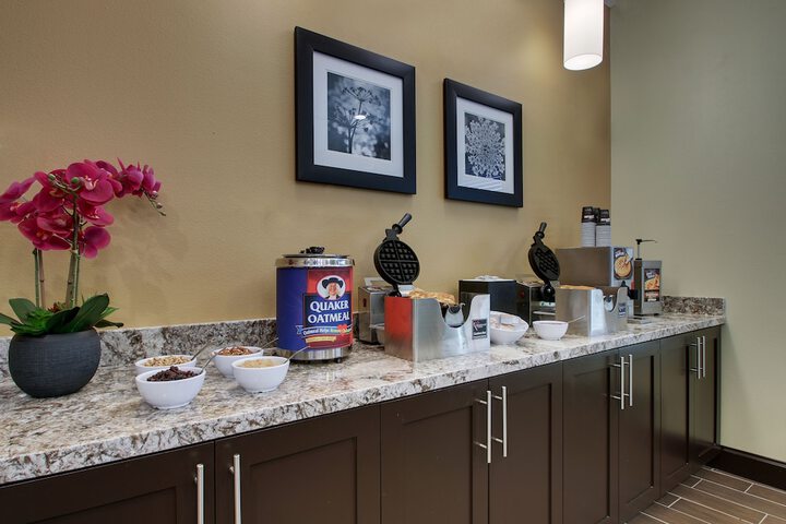 Staybridge Suites Plano - The Colony by IHG