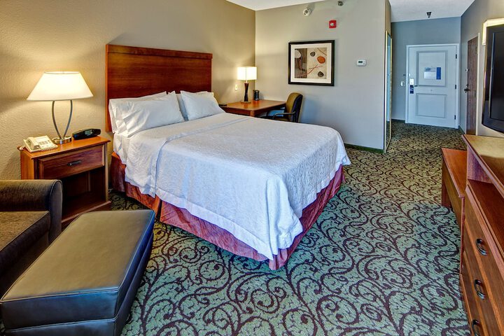 Room 16 of 39