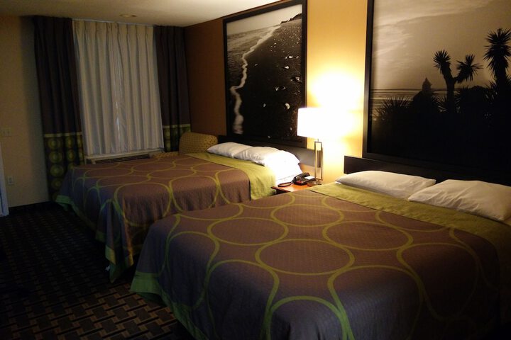 Room 30 of 44