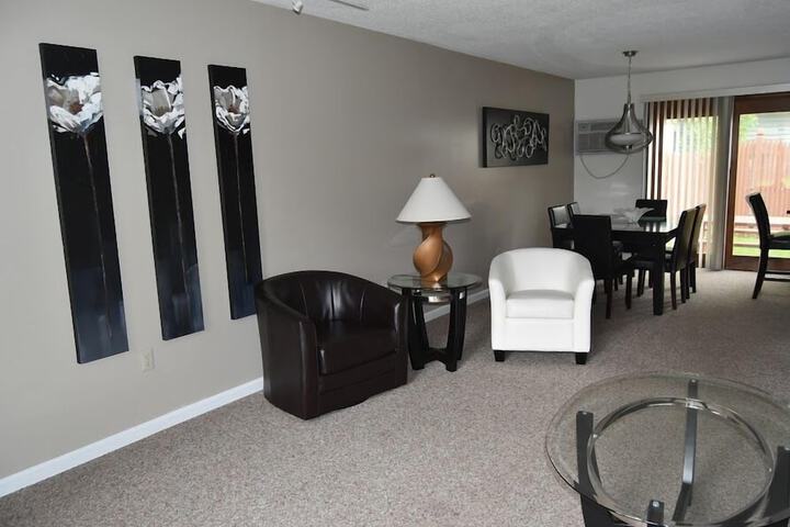 Room 16 of 36
