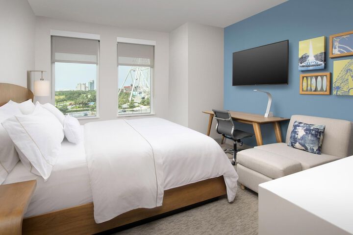Room 15 of 37