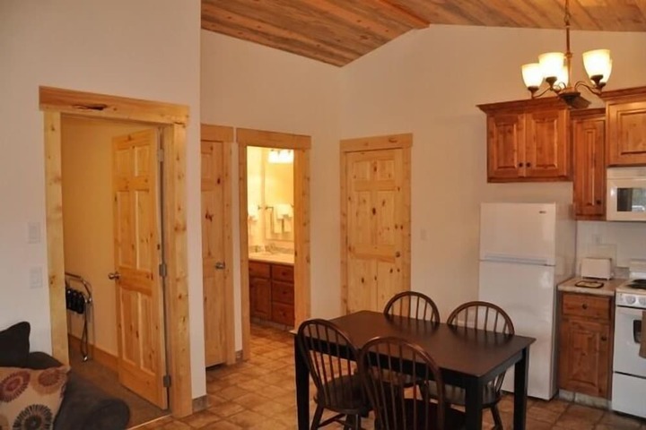 Bryce Country Cabins