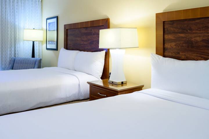 Room 34 of 53