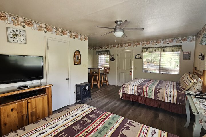 Room 27 of 52