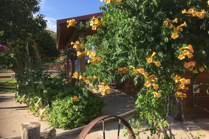 Hotel Exterior 56 of 71