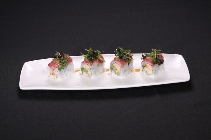 Dining 33 of 54