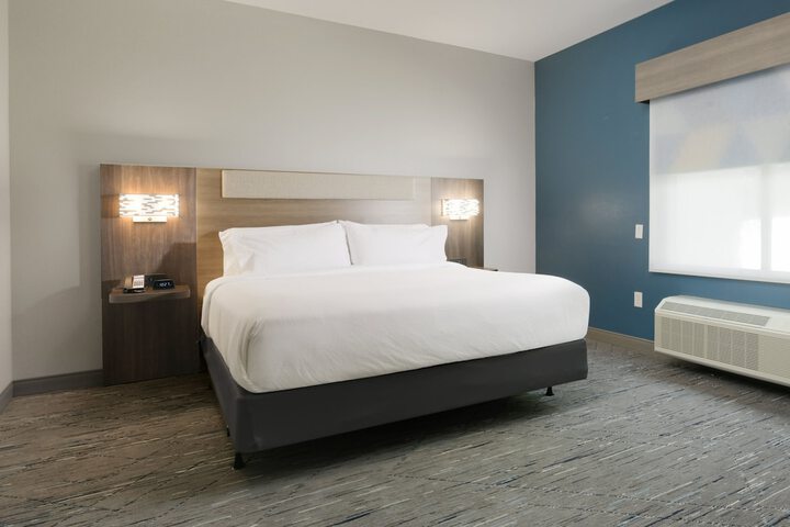 Room 35 of 57