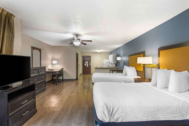 Room 21 of 45