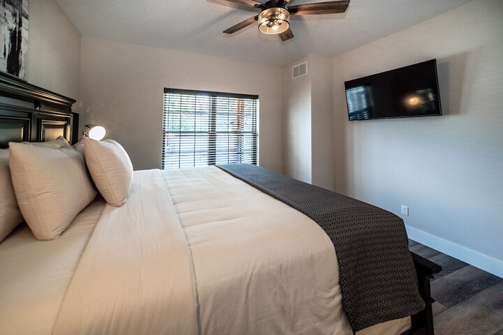 Room 44 of 78