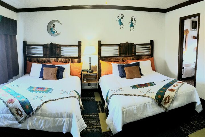 Room 21 of 37