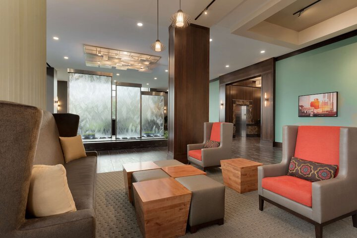 Hotel Interior 7 of 33