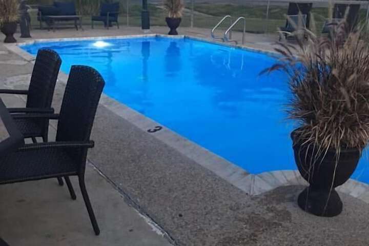 Pool 2 of 14