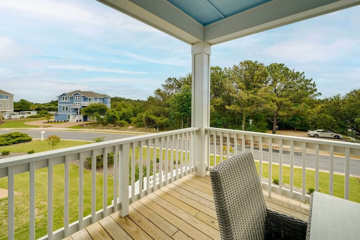 Corolla Vacation Rental w / Pool Walk to Beach!