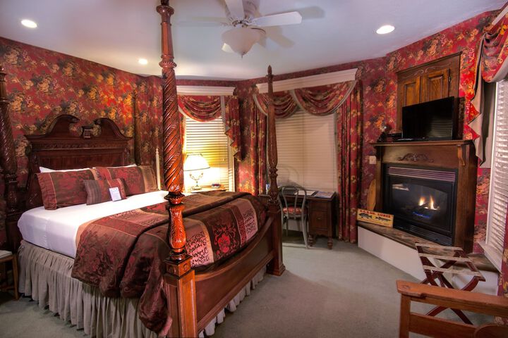 Room 12 of 48