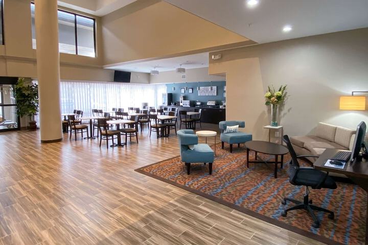Hotel Interior 4 of 14